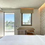 Utopia Blu 4*