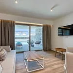 Utopia Blu 4*