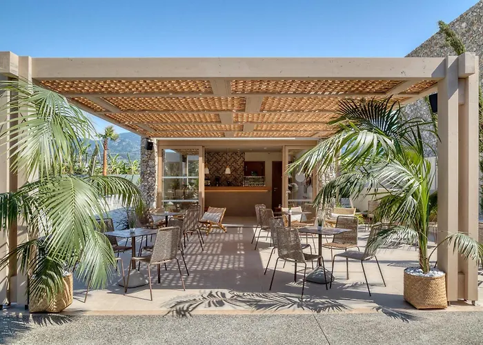 Utopia Blu מלון 4*